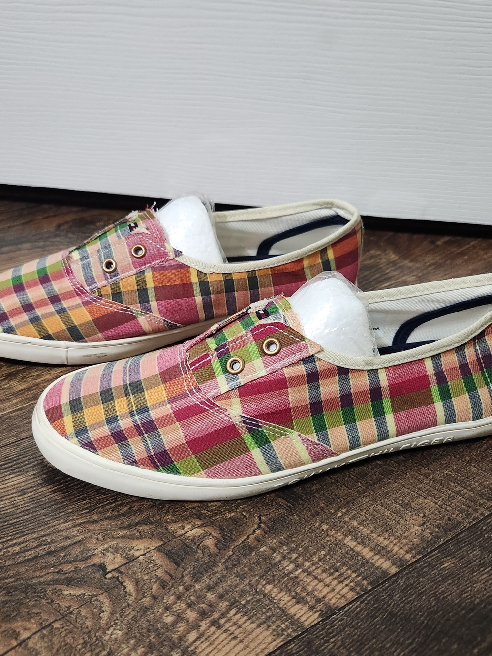 Tommy Hilfiger Vintage "Nina" Berry Plaid Slip-On Sneakers